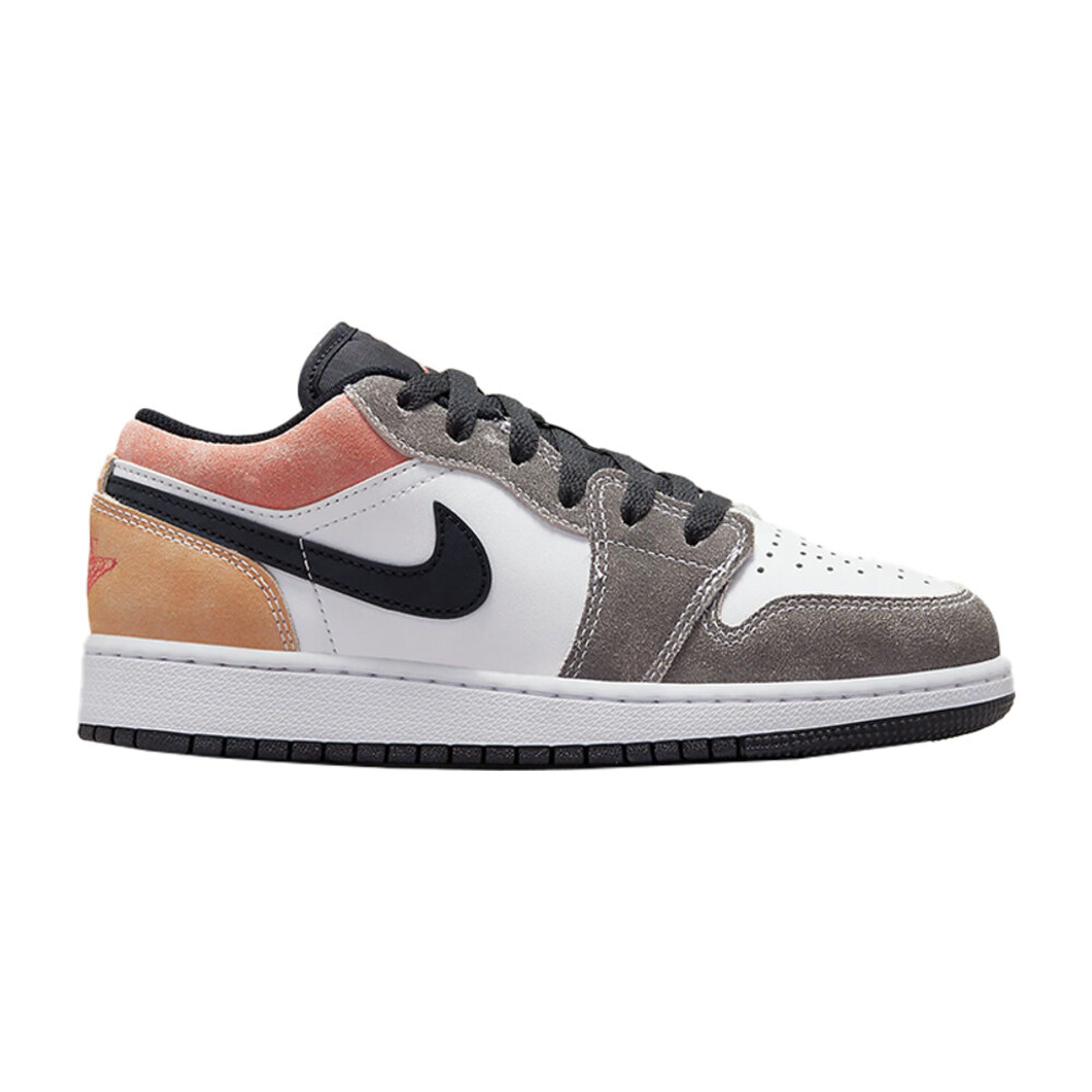 JORDAN 1 LOW SE FLIGHT CLUB