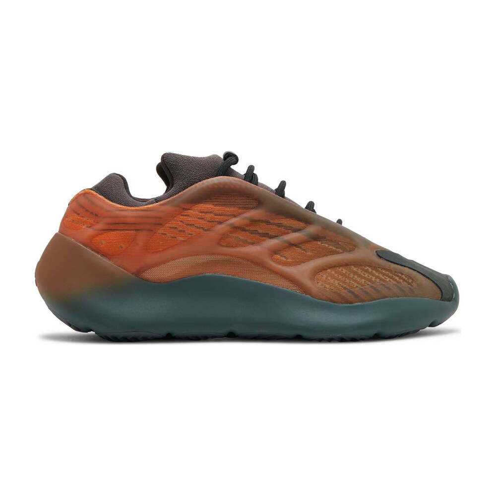 Tenis Yeezy 700 V3 Copper Fade
