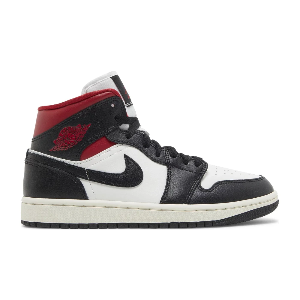 Air Jordan 1 Mid Gym Red Panda