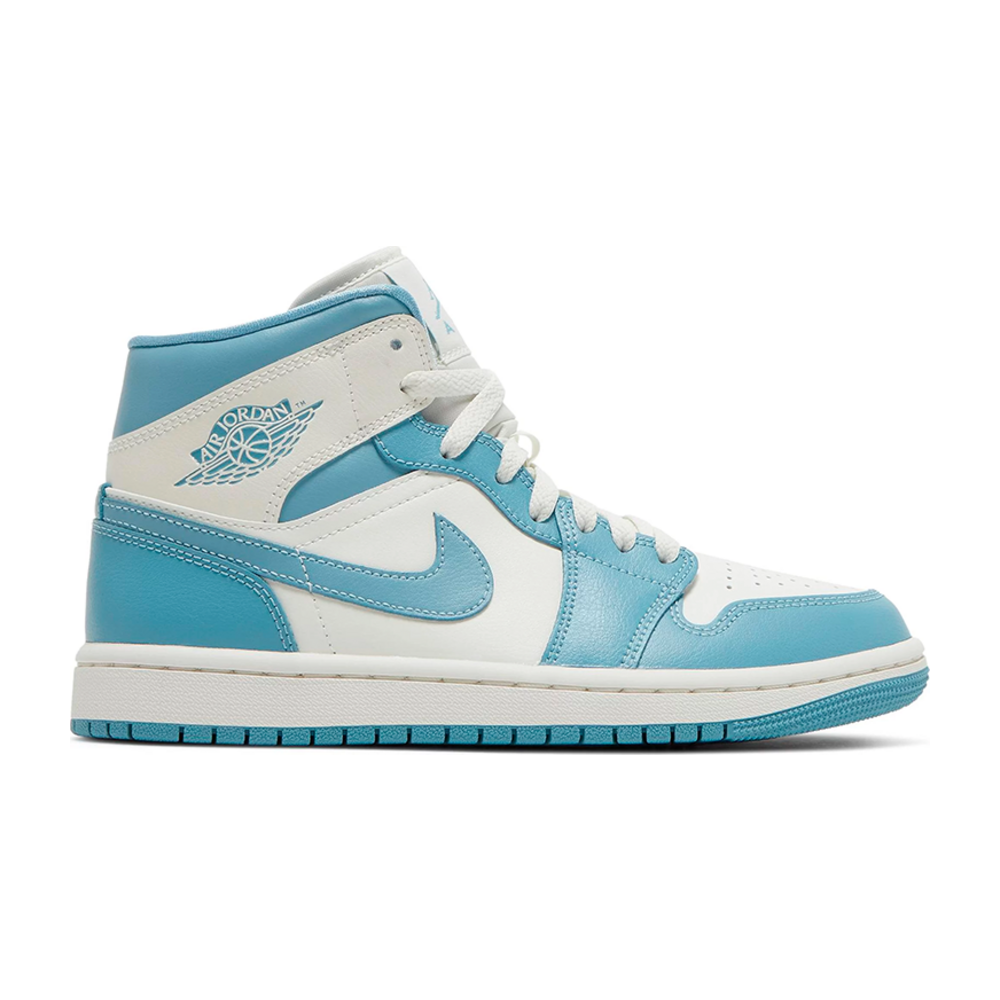 Tenis Air Jordan 1 Mid Unc 2022