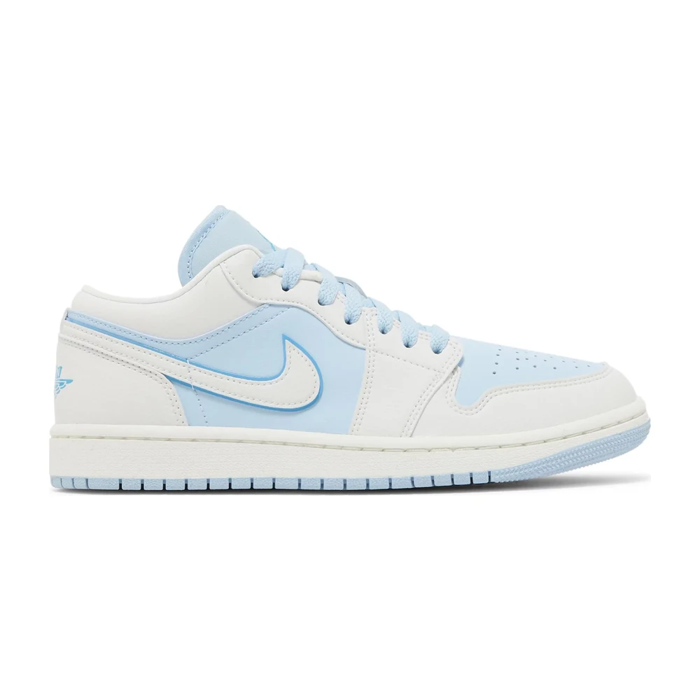 Air Jordan 1 Low Se Reverse Ice Blue