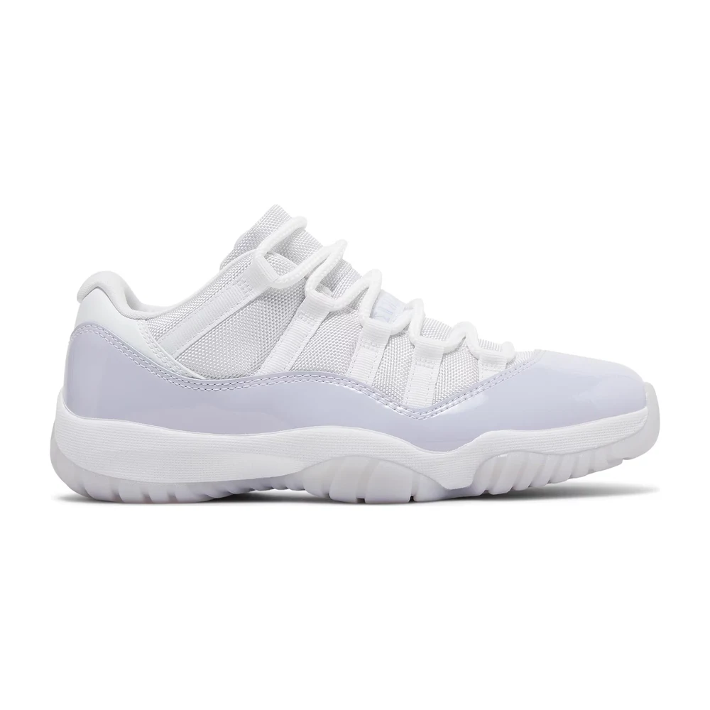 Tenis Jordan 11 Low Pure Violet