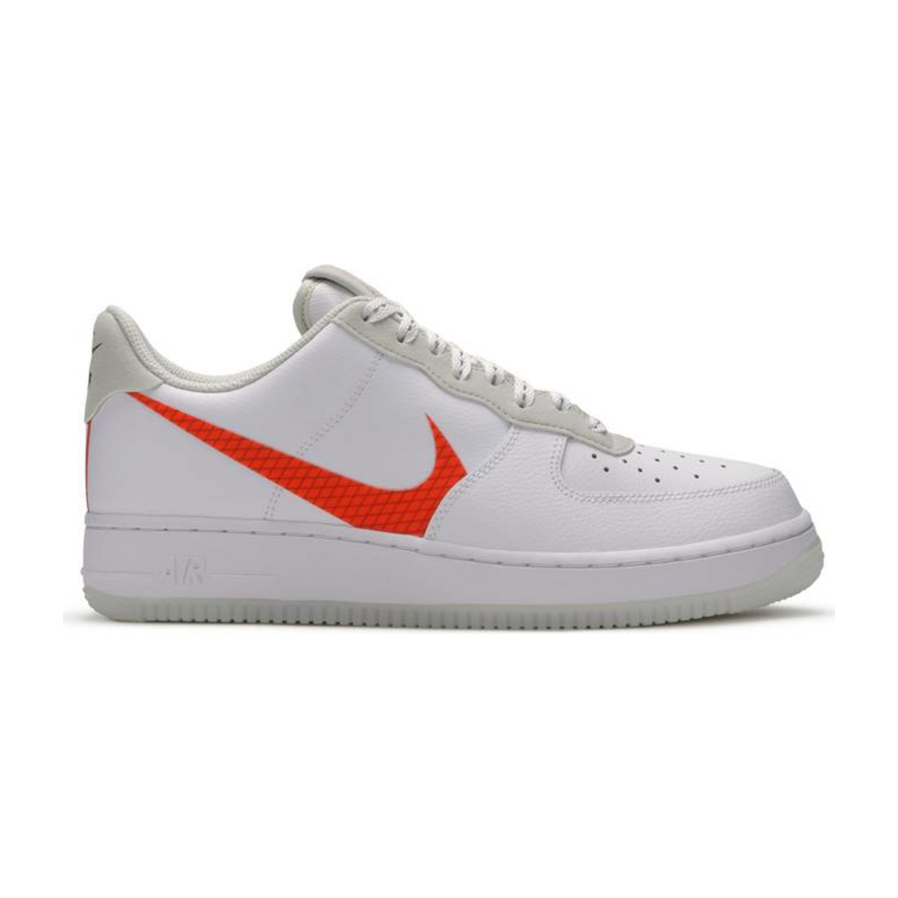 Tenis Nike Air Force 1 07 Lv8 Orange Swoosh