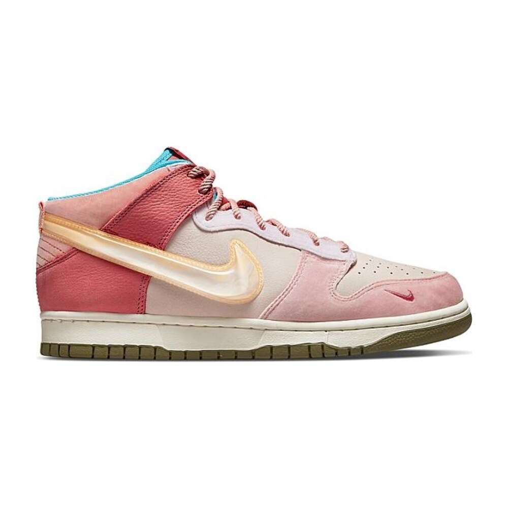 Nike Dunk Mid Social Status Free Lunch Strawberry Milk