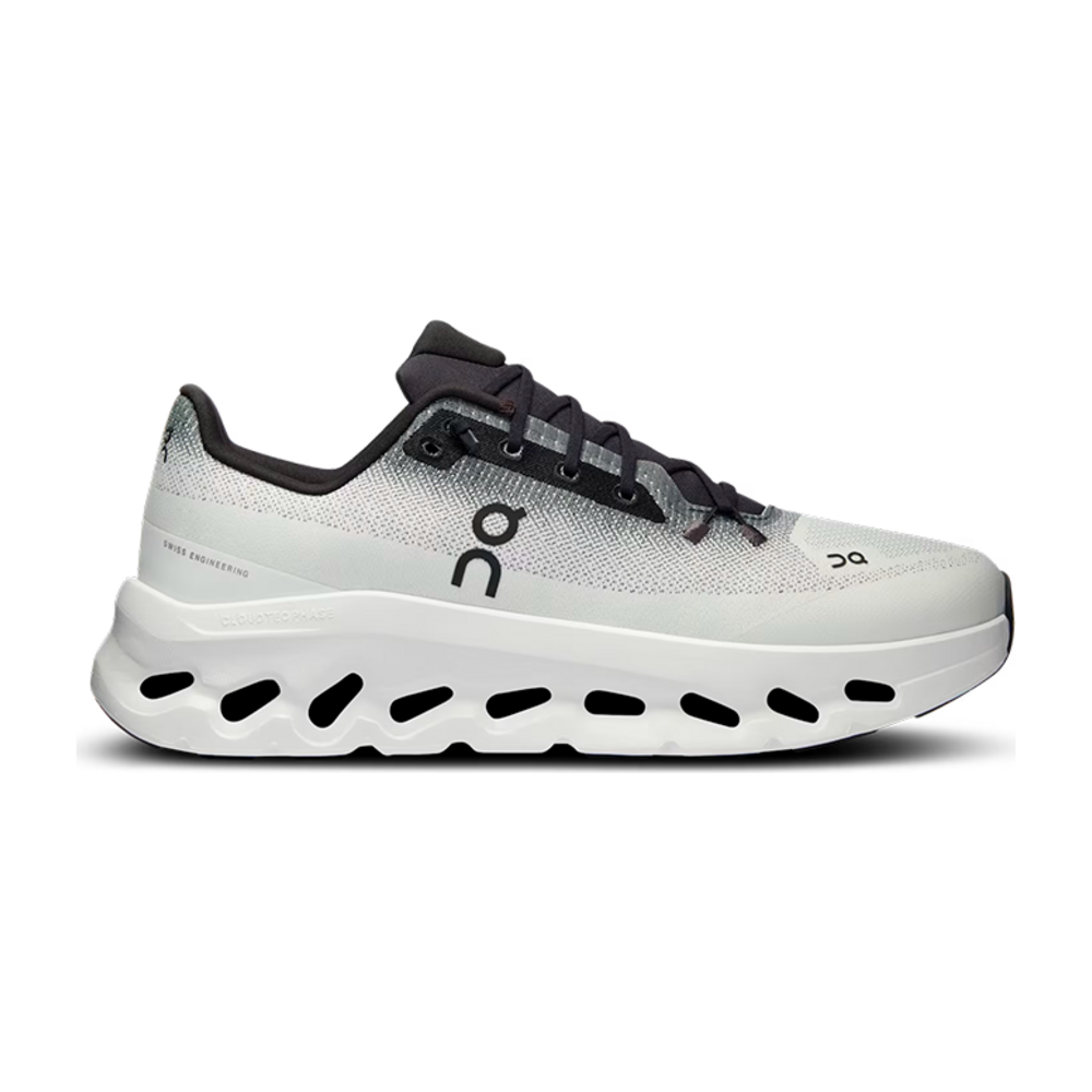 TENIS ON RUNNIG CLOUDTILT BLACK IVORY